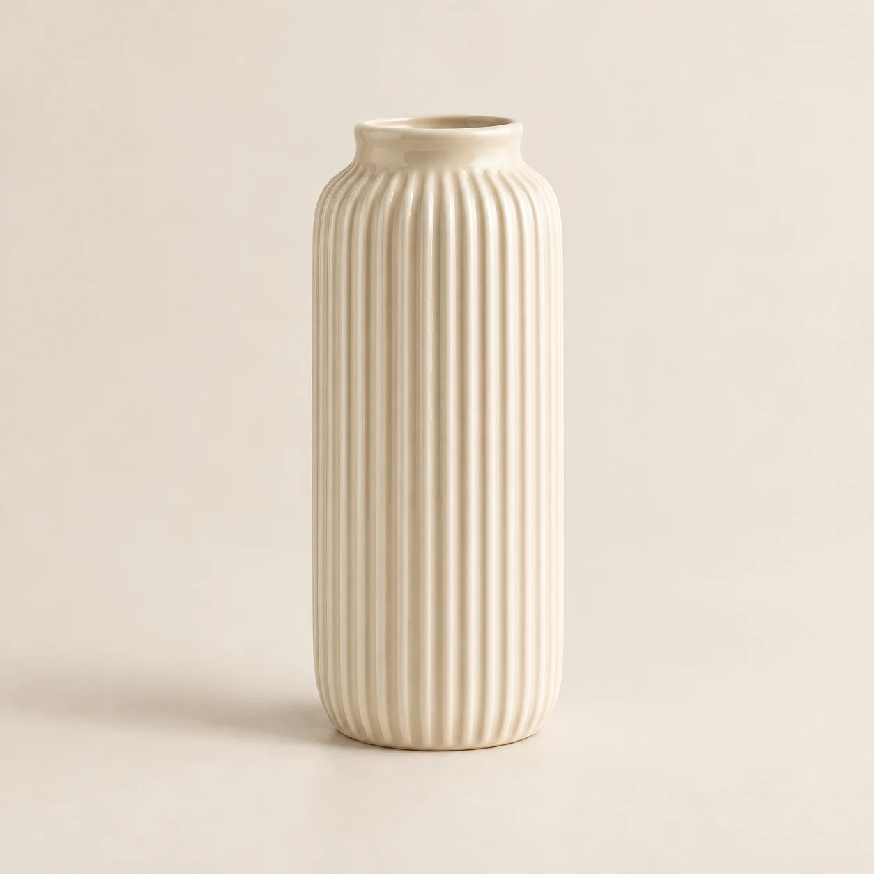 Colonna Ribbed Vase — Cream